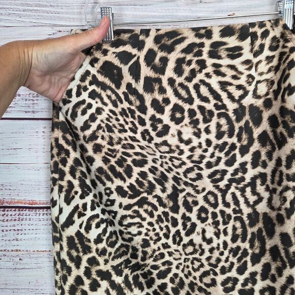 Cabi Leopard Sophia Skirt Sz 4 Brown Tan Pocket Soft Stretch Casual Party Office - Picture 3 of 11